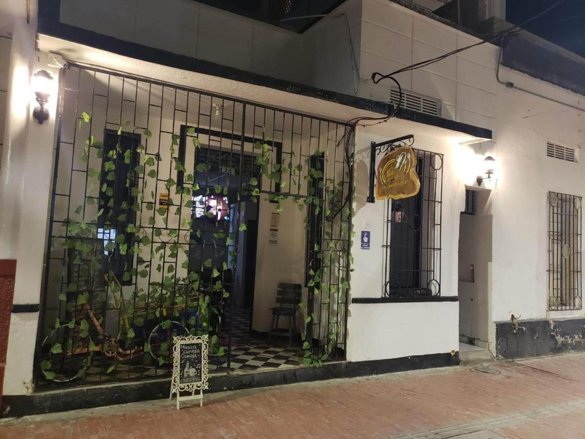 Hostal La Minita De Oro ซันตามาร์ตา ภายนอก รูปภาพ